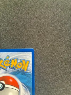 Pokemon Pikachu V 043/185 Ultra Rare Vivid Voltage - Image 4