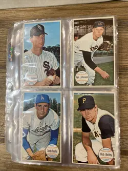 1964 Topps Giants COMPLETE SET (60) Mickey Mantle Sandy Koufax Mays Aaron HOF - Image 1