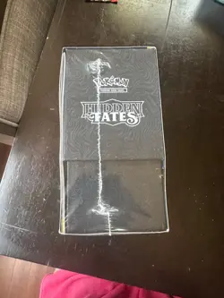 Pokemon TCG: Hidden Fates Elite Trainer Box sealed 820650804731 - Image 2