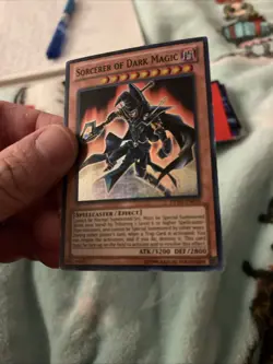 Sorcerer of Dark Magic DPYG-EN010 Super Rare LP Unlimited Edition - Image 2