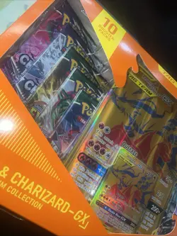Pokemon Reshiram & Charizard-GX Premium Collection Box Exclusive Booster Packs - Image 4