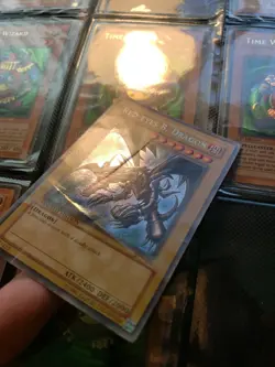 Yu-Gi-Oh! Red-Eyes B. Dragon BPT-005 Secret Rare Vintage Tin - Image 2