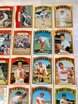 1972 OPC BASEBALL CARD MIXED LOT OF 85 DIFFERENT CARDS VINTAGE SPORTS CARDS - Image 3