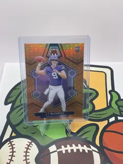 2024 Panini Mosaic - Rookies J.J. McCarthy #310 Honeycomb Prizm (RC) - Image 1