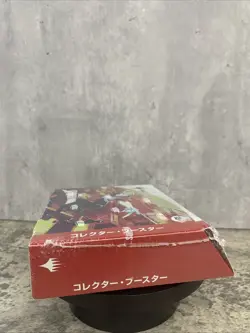 Magic: The Gathering Marvel's Spider-Man Collector Booster Box - Image 4