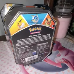Pokemon Jolteon V Eevee Evolutions Tin for Pokemon TCG Standard Cards - Image 2