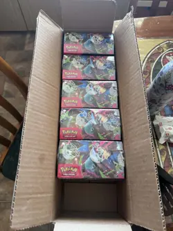 Pokemon TCG - Mega Evolution - Phantasmal Flames Booster Box - New Sealed - Image 3