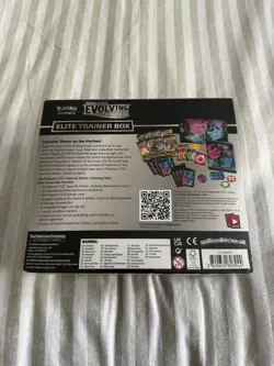 Pokemon TCG Evolving Skies Elite Trainer Box ETB New Sealed - Image 2