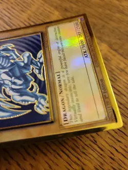 Blue-Eyes White Dragon 1st Run Yugioh Card - Holographic Rare Golden Card Konami - Image 4