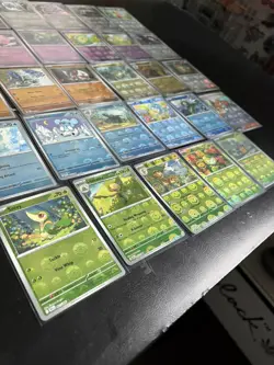 31 Pokemon TCG Black Bolt / White Flare Pokeball / Masterball Pattern Lot Mint! - Image 2