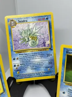 Vintage Pokemon TCG Seadra 42/62 And Horsea 49/62 Fossil Horsea 62 Neo Genesis - Image 3