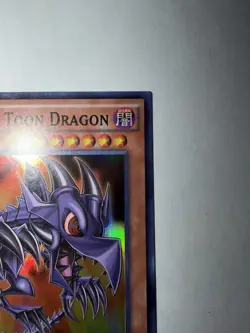 Yu-Gi-Oh Red Eyes Toon Dragon SHVI-EN036 Near Mint Condition - Image 5