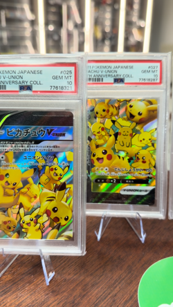 Pikachu V-Union PSA 10 SET 4 Cards 25th Anniversary Collection 025-028/028 JP - Image 2