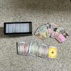 Large set of Mega Evolution Cards, mainly commons some holo and reverse - Image 1