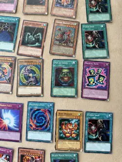 Yu-Gi-Oh 50 Card Lot Dark Magician Girl Blue-Eyes Ultimate Buster Blader - Image 4
