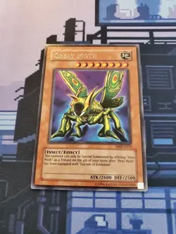 Yugioh - Great Moth MRD-E070 NM Unlimited Rare - Image 1