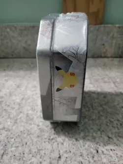 Pokemon TCG 25th Anniversary Celebrations Tin Lance's Charizard V New - Image 5