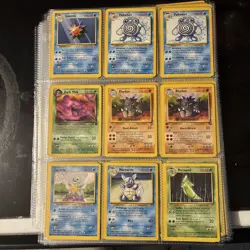 Pokemon Lot of 207 Cards Vintage 1999 - Image 3