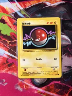 Voltorb 67/102 Base Set Unlimited Pokemon TCG Regular Common Card - Image 1
