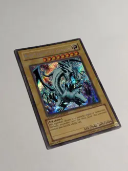Yugioh Blue-Eyes White Dragon FL1-EN001 Secret Rare Limited Edition LP - Image 2