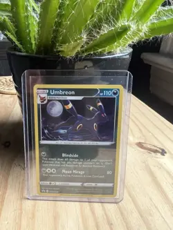 Umbreon SWSH129 SWSH: Sword & Shield Black Star Promo Card Holo - Image 1