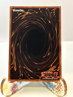 YuGiOh! Dark Magician SDY-006 Starter Deck: Yugi 1st Edition Ultra Rare LP/MP - Image 3