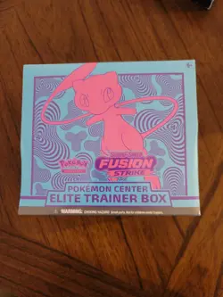 Pokemon TCG Sword & Shield-Fusion Strike Pokemon Center Elite Trainer Box 820650809941 - Image 1