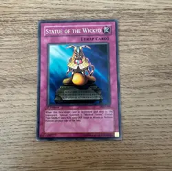 Yugioh Statue Of The Wicked PGD-046 Super Rare 1st Ed LP - Image 1