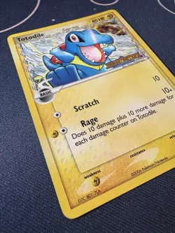 Totodile 67/101 Pokemon 2006 Dragon Frontiers Reverse Holo Stamped LP - Image 4