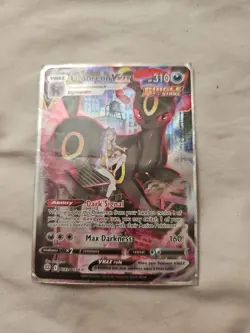 Pokemon TCG Umbreon VMAX Ultra Rare Alternative Art Brilliant Stars - Image 1