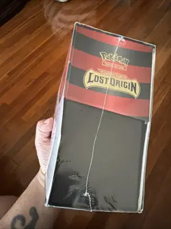 Pokemon TCG: Sword & Shield Lost Origin Elite Trainer Box (10) Packs per Box 820650850714 - Image 5