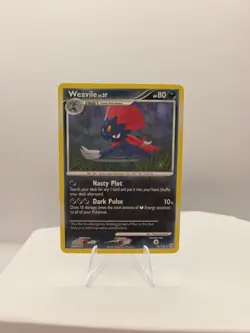 Pokemon TCG Weavile Diamond & Pearl 40/130 Regular Rare - Image 1