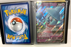 POKEMON SWORD & SHIELD JUMBO CARD BINDER GAME STOP PROMO + 4 JUMBO POKEMON CARDS - Image 5