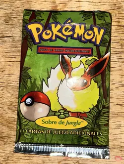 Opened Spanish Pokemon Jungle Booster Pack Set Flareon. Read Description - Image 1