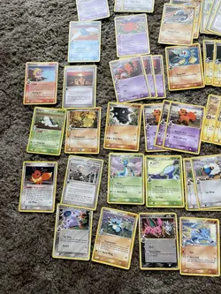 Huge Lot Of Dragon Frontiers Pokemon Cards 2006 Tcg - Image 2
