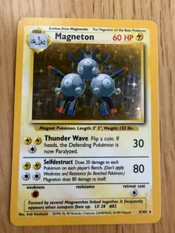 Pokemon TCG Magneton Card 9/102 Base Set Holo Rare Unlimited - Image 1