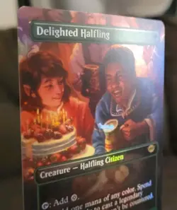 Delighted Halfling (Borderless) Universes Beyond: LOTR Foil MTG - Image 3