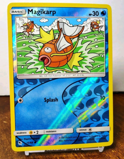 POKEMON MAGIKARP 15/68 REVERSE HOLO HIDDEN FATES LP - Image 1