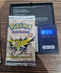 Pokemon 1st Edition Fossil Booster Pack WOTC Sealed 1999 Zapdos - Image 2