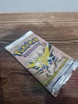 Pokemon 1st Edition Fossil Booster Pack WOTC Sealed 1999 Zapdos - Image 5