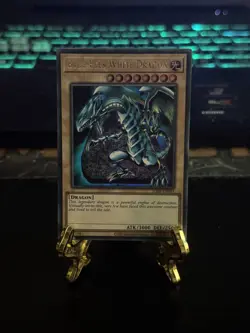 SDBE-EN001 Blue-Eyes White Dragon Ultra Rare NM Yugioh Card - Image 1
