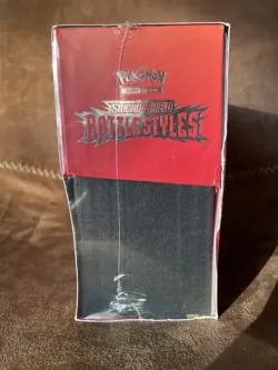 Pokemon Sword & Shield Battle Styles Elite Trainer Box English - Image 4