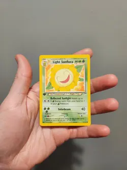 Pokemon 2002 Neo Destiny 1st Edition Light Sunflora 72/105 Light Play - Image 1