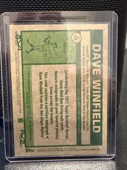 2026 Topps Heritage- Dave Winfield - Real One Auto On Card - Red Ink /77 - Image 2