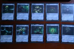 MTG Universes Beyond Warhammer 40K Necron Dynasties Commander Deck - Image 4
