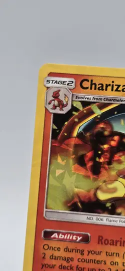 2019 POKEMON 14/181 SUN & MOON CHARIZARD HOLO TEAM UP CRACKED ICE - Image 2