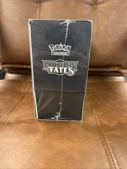 Pokemon TCG: Hidden Fates Elite Trainer Box Sealed 820650804731 - Image 2