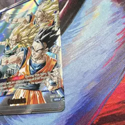 Gotenks SB02-022 SR* Holo Battle Card Dragon Ball Super Card Game 30000 Power - Image 3