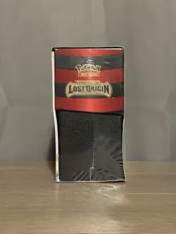 Pokemon Lost Origin Elite Trainer Box ETB BRAND NEW Factory Sealed - Image 3