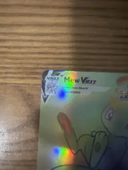 Pokemon Mew VMAX Secret Rare 268/264 Fusion Strike Full Art Holo 310 HP - Image 2